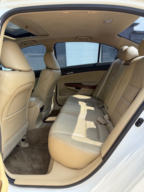 2012 Honda Accord Image 12