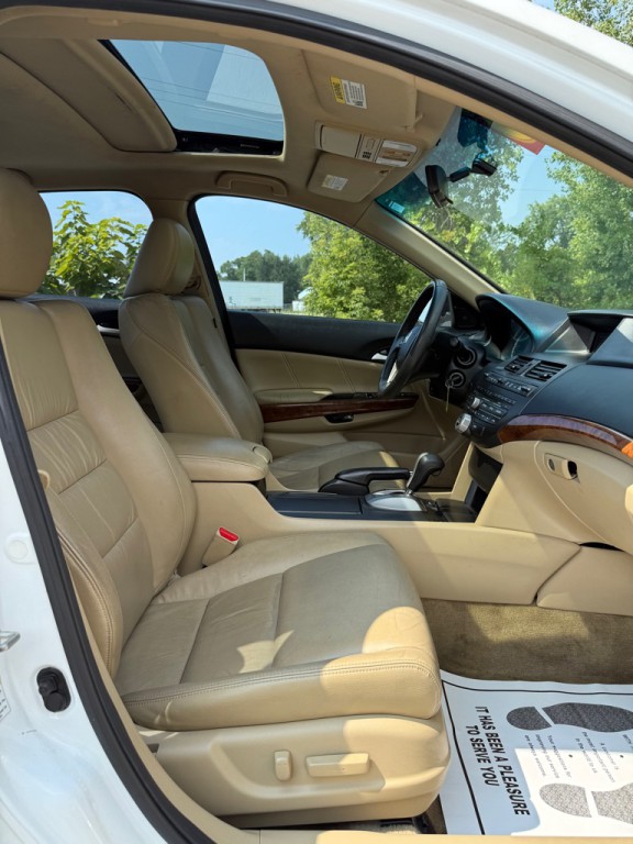 2012 Honda Accord Image 14