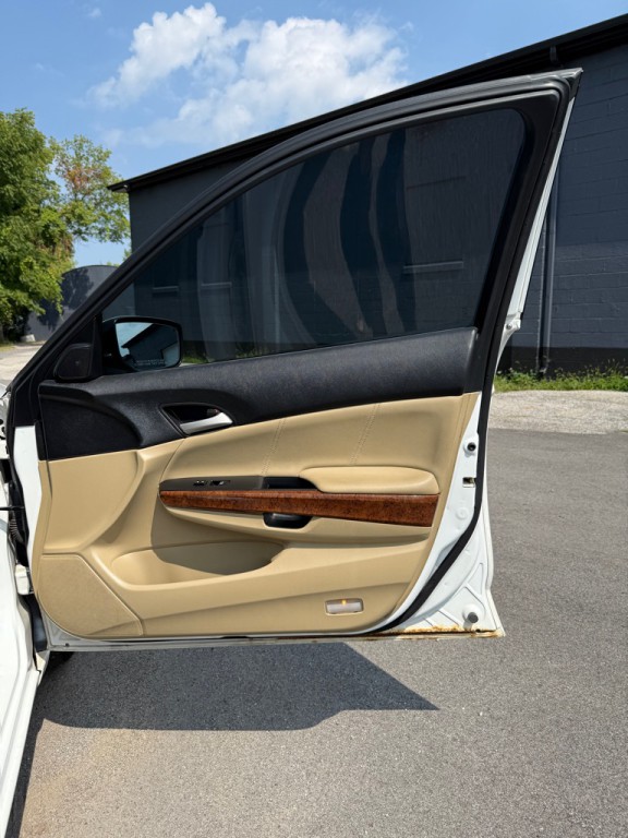 2012 Honda Accord Image 15