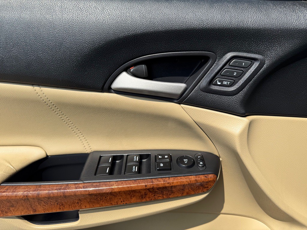 2012 Honda Accord Image 22