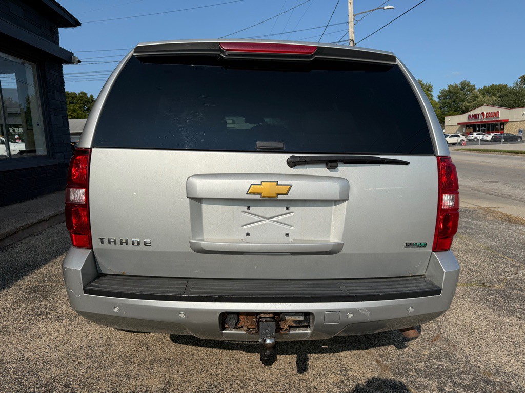 2011 Chevrolet Tahoe Image 7