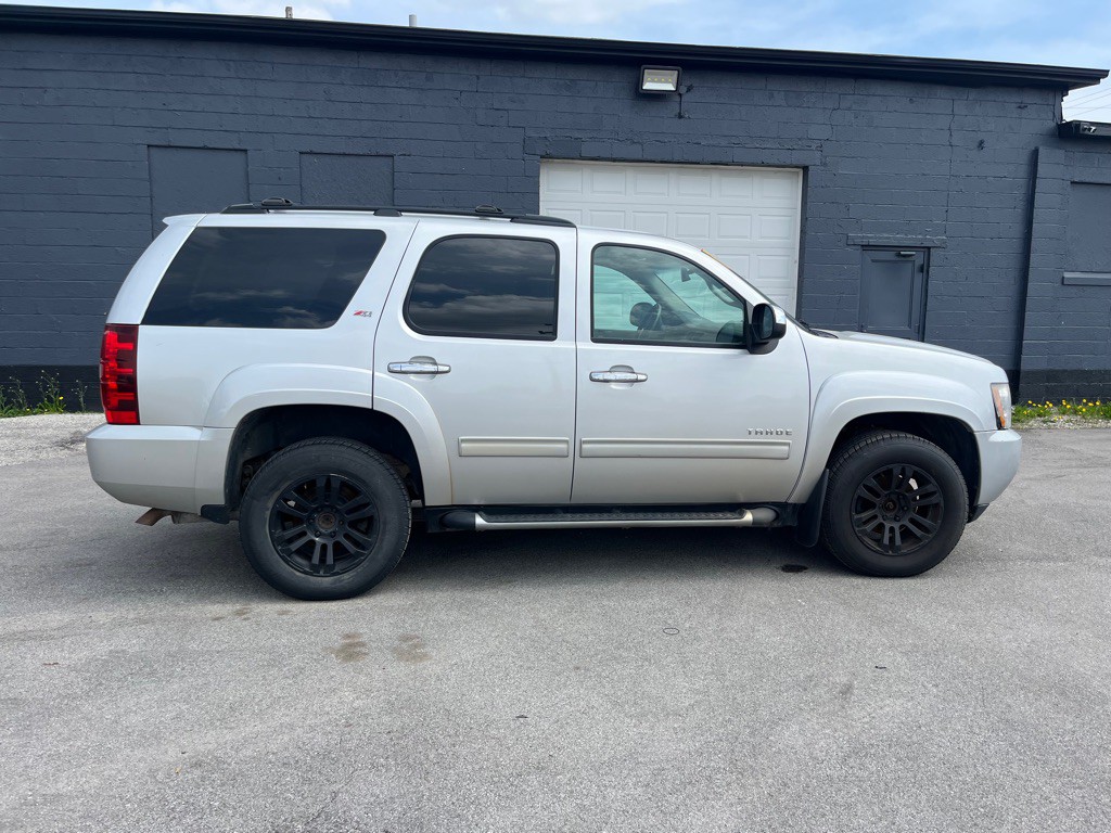 2011 Chevrolet Tahoe Image 5