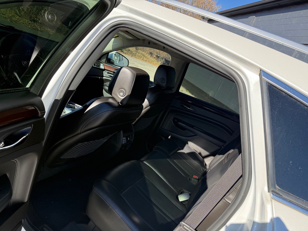 2015 Cadillac SRX Image 11