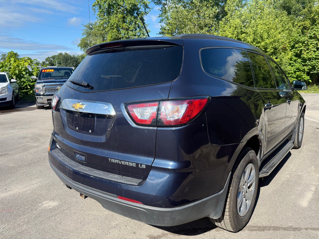 2015 Chevrolet Traverse Image 3
