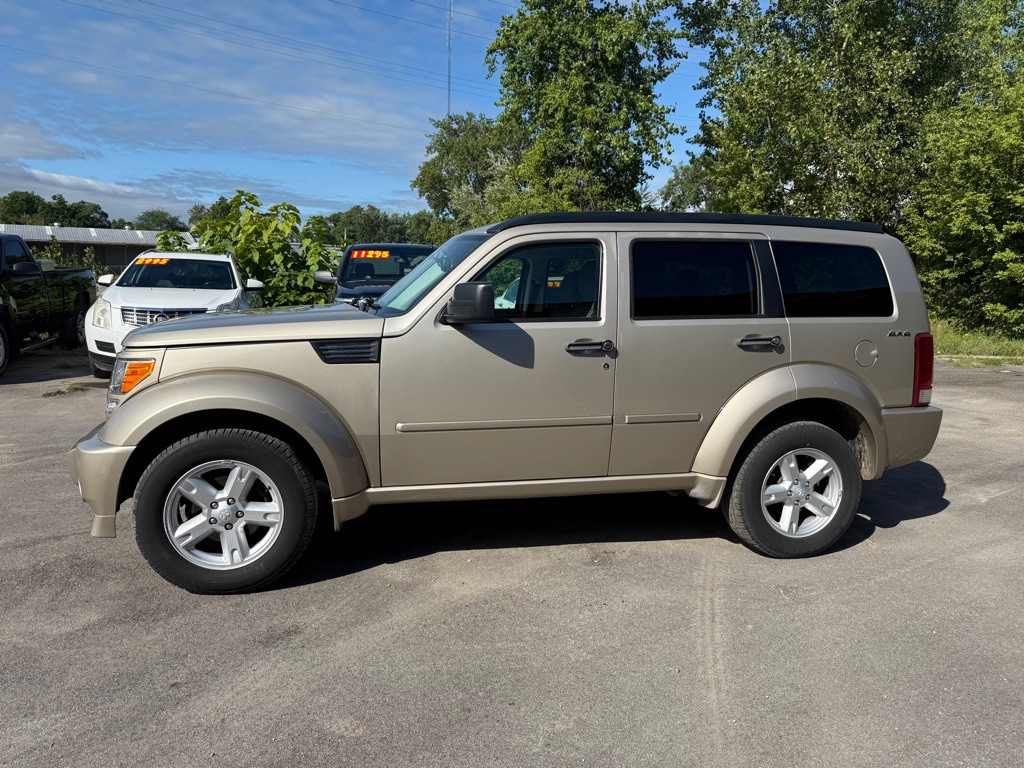 2010 Dodge Nitro Image 3