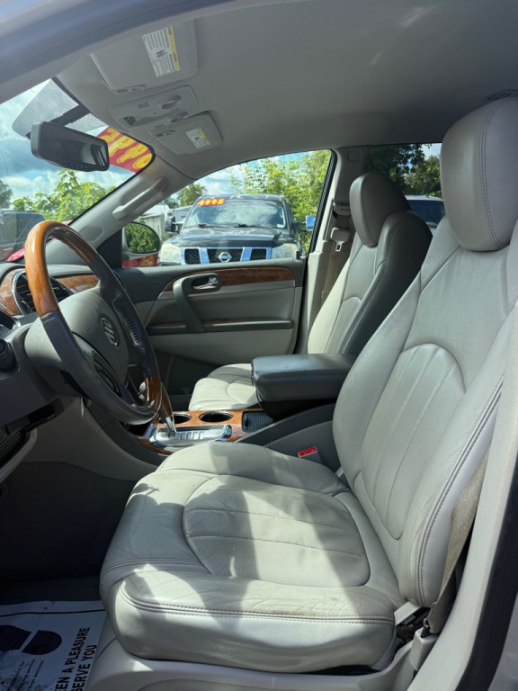 2012 Buick Enclave Image 9