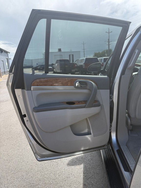 2012 Buick Enclave Image 12