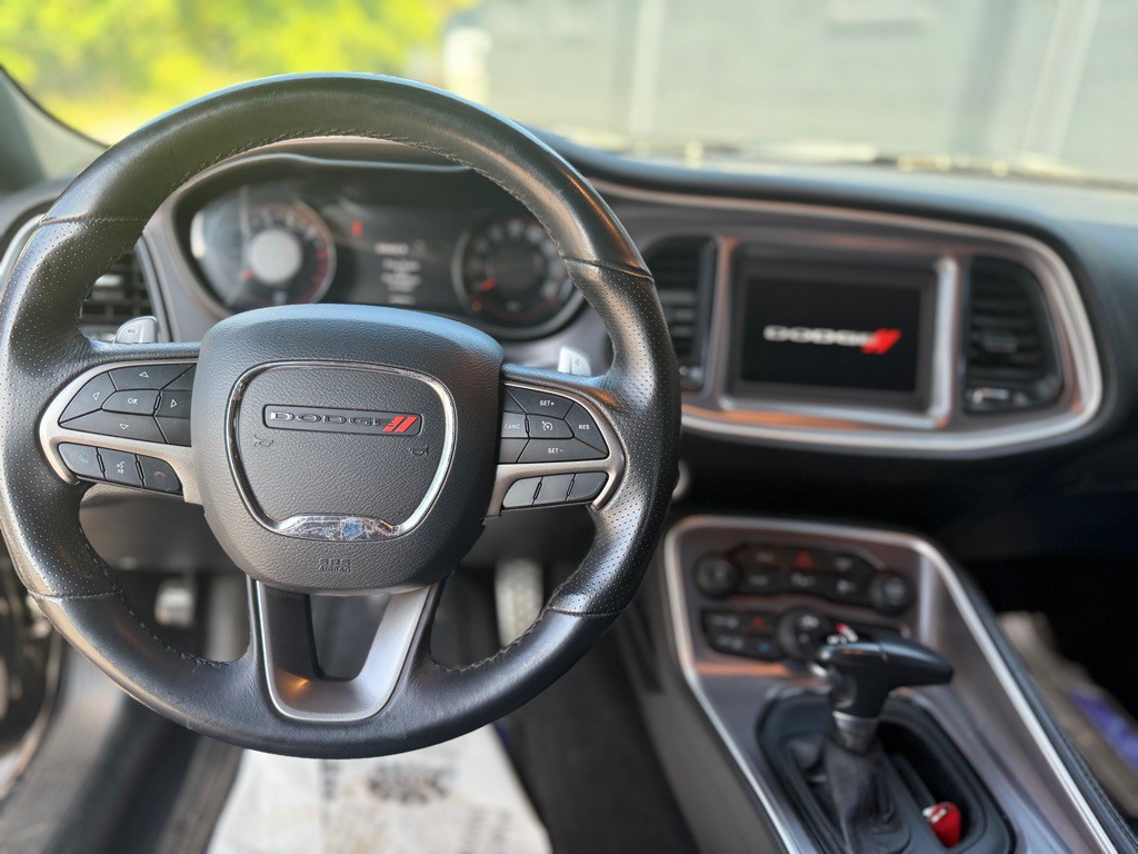 2019 Dodge Challenger Image 9