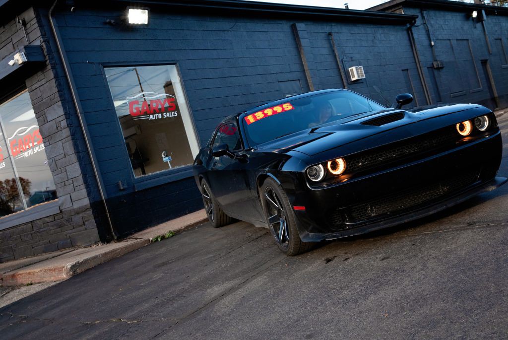 2019 Dodge Challenger Image 1