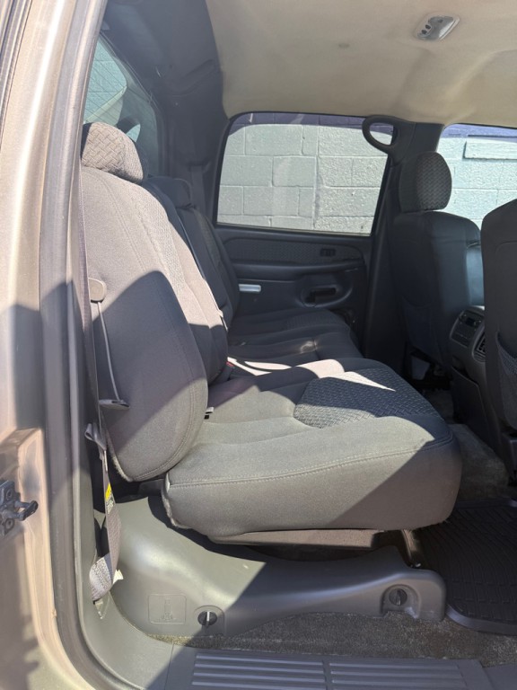 2003 Chevrolet Avalanche Image 9