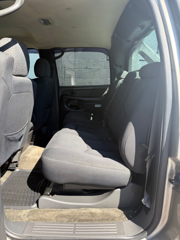 2003 Chevrolet Avalanche Image 12