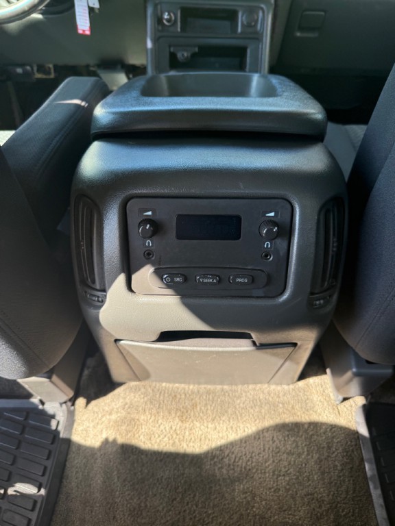 2003 Chevrolet Avalanche Image 14