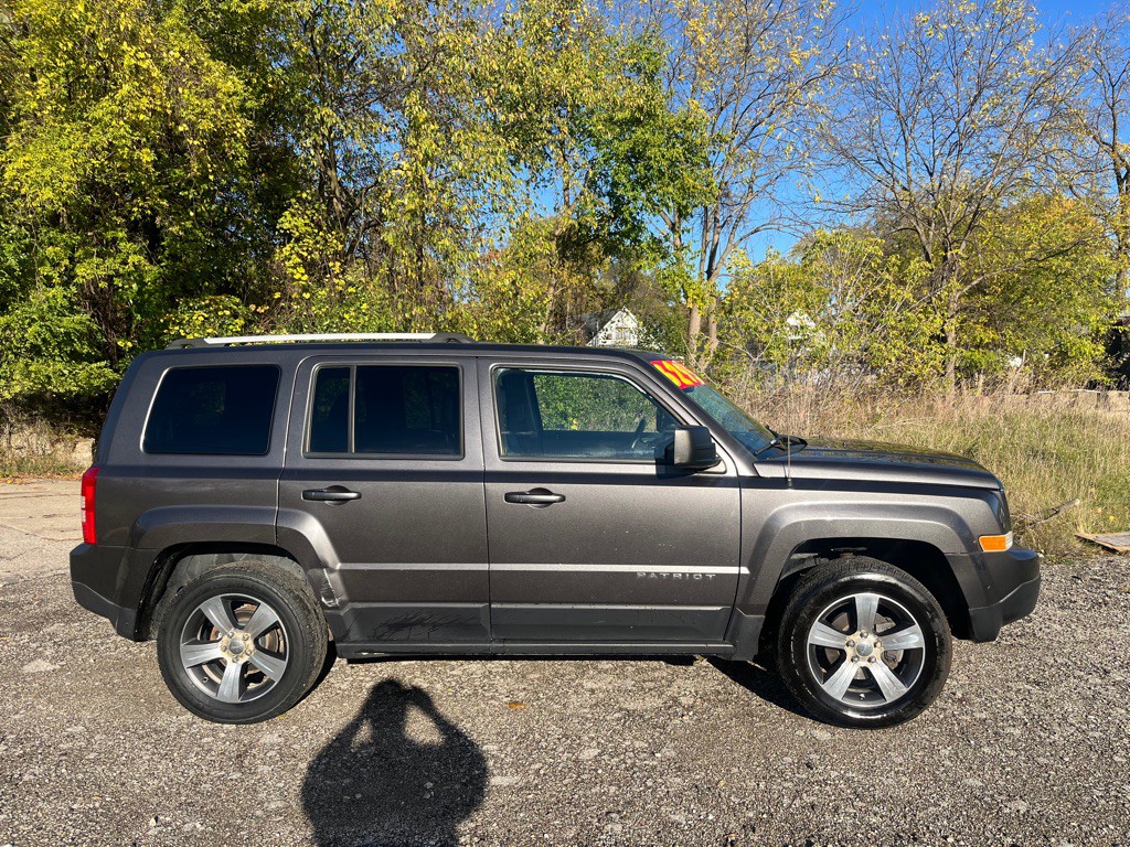 2017 Jeep Patriot Image 5