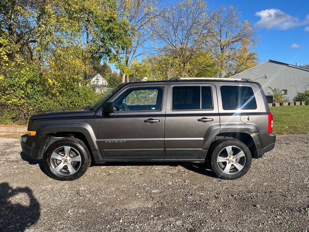 2017 Jeep Patriot Image 8
