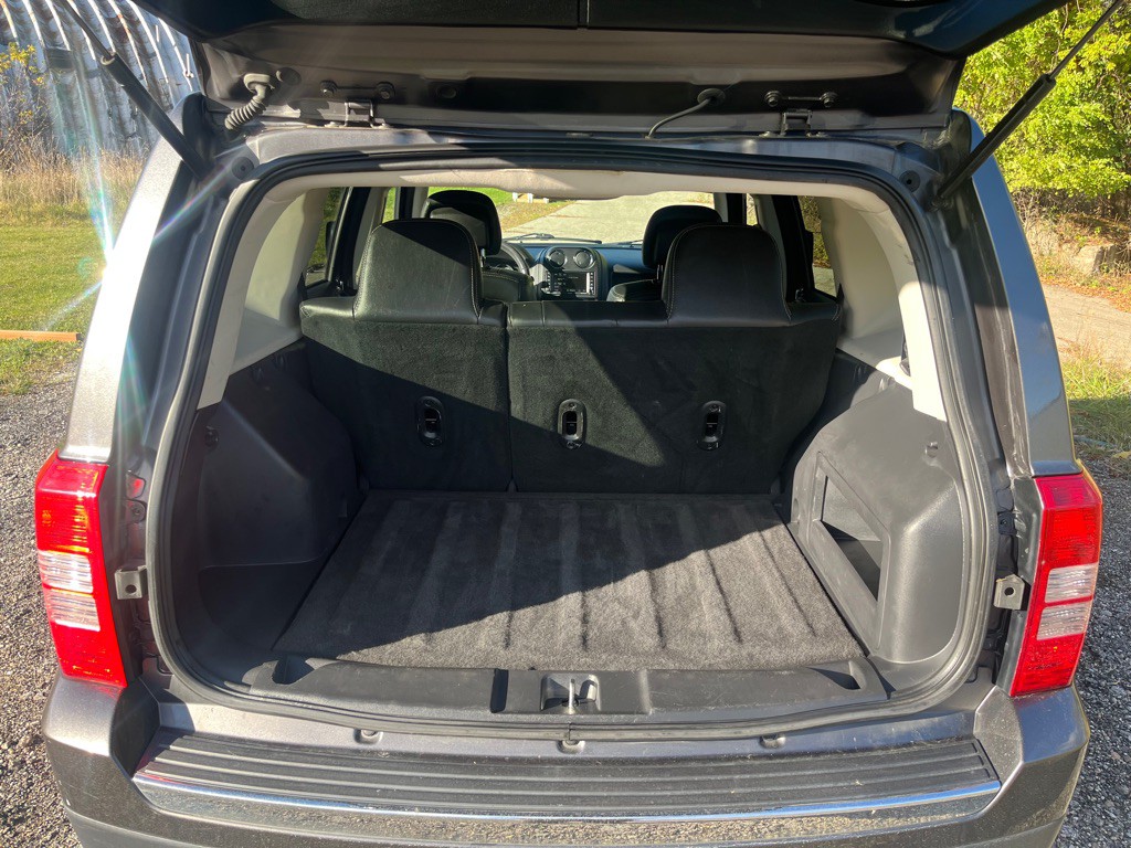 2017 Jeep Patriot Image 12