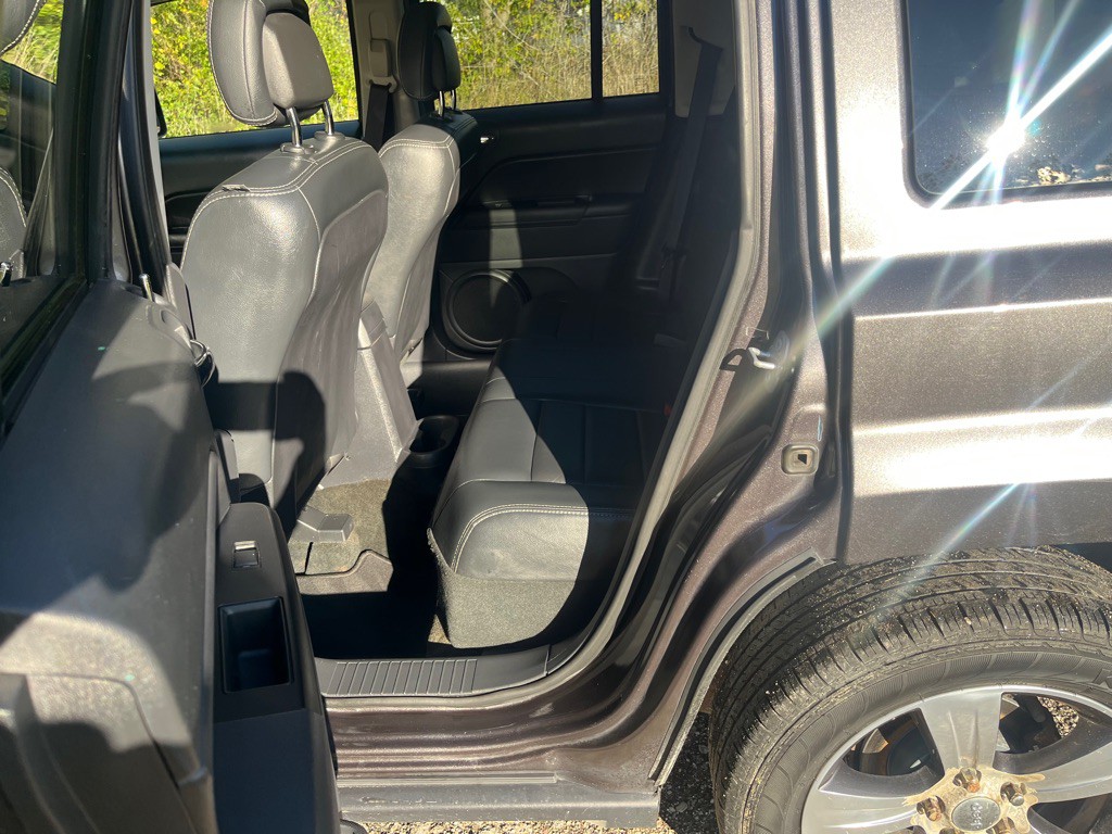 2017 Jeep Patriot Image 13