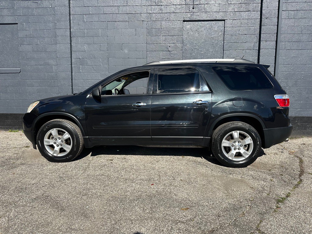 2011 GMC Acadia Image 7