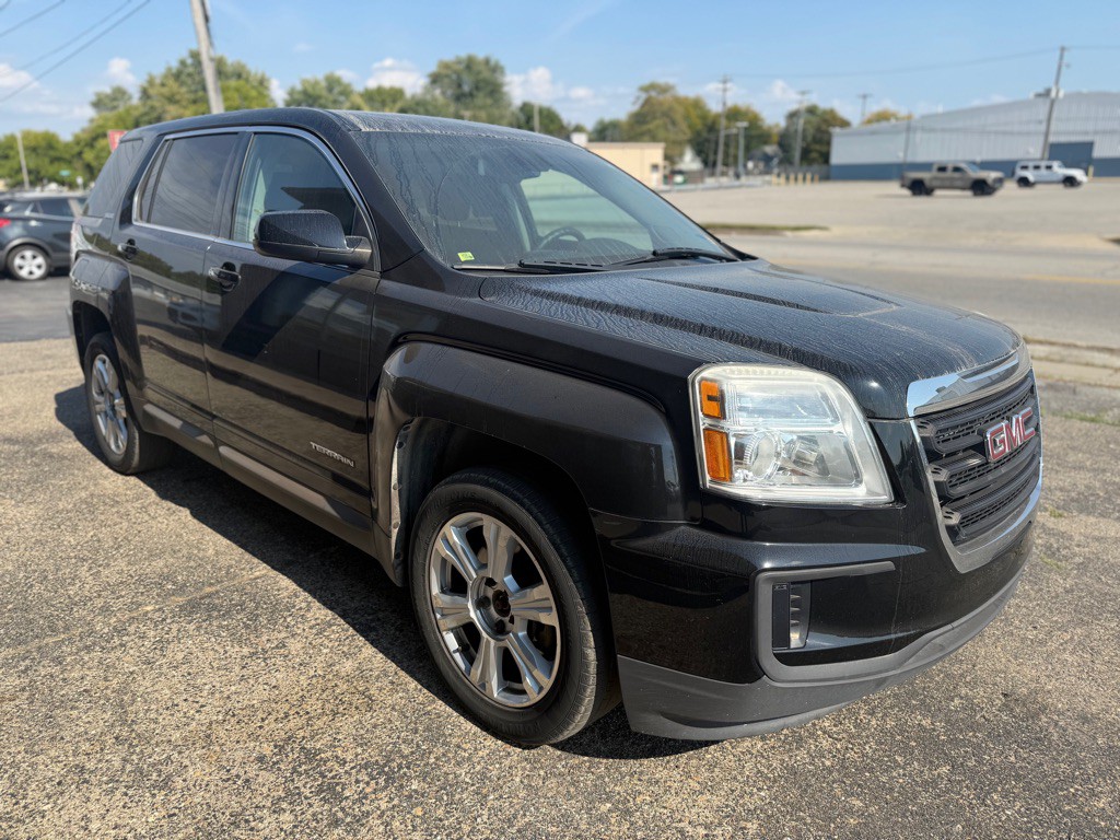 2017 GMC Terrain Image 3