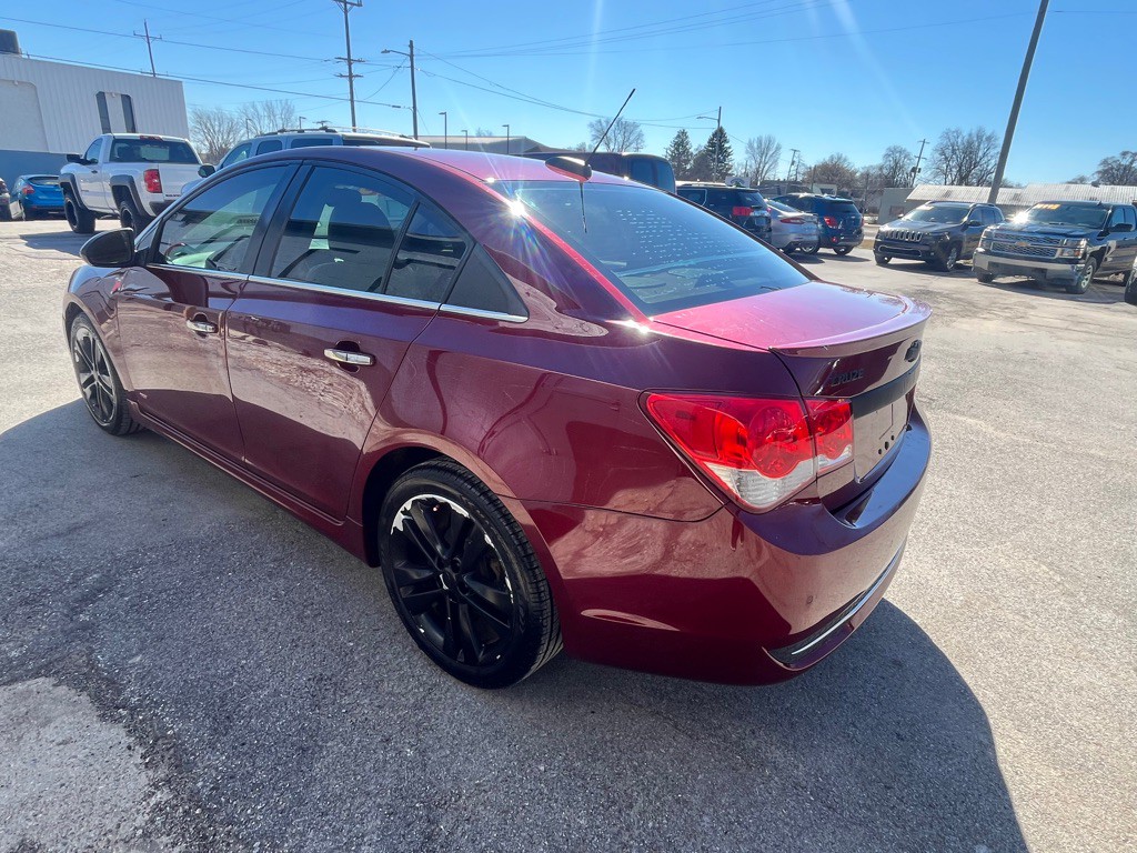 2016 Chevrolet Cruze Image 4