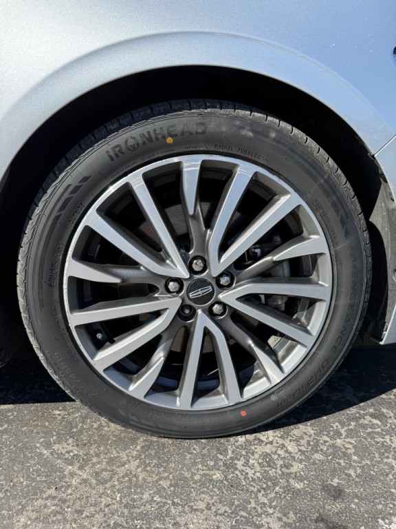 2019 Lincoln Continental Image 19