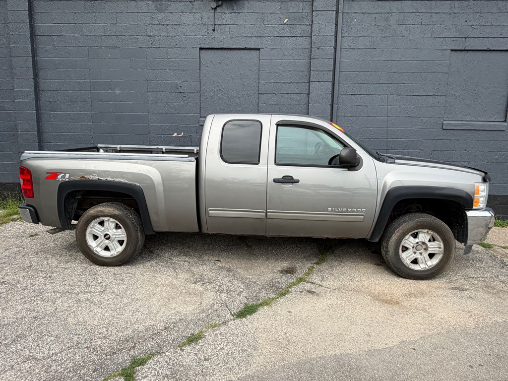 2012 Chevrolet Silverado 1500 Image 3