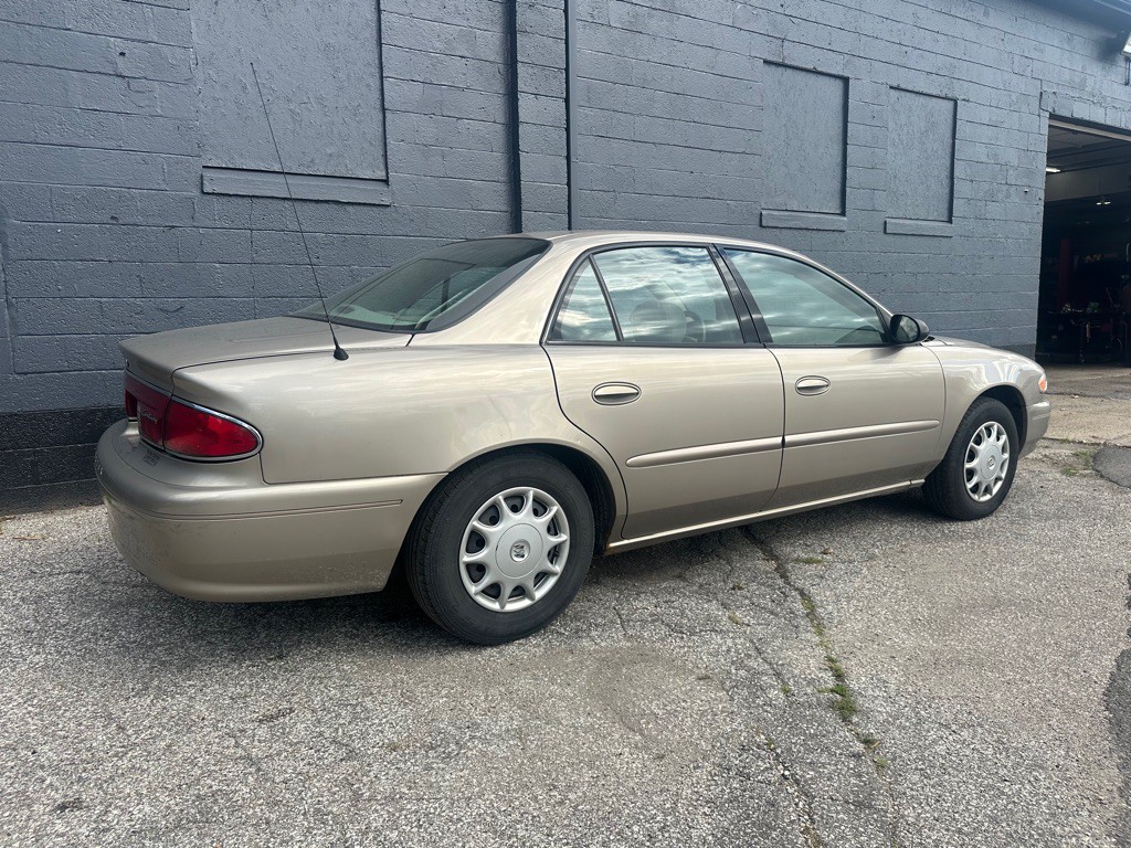 2003 Buick Century Image 5