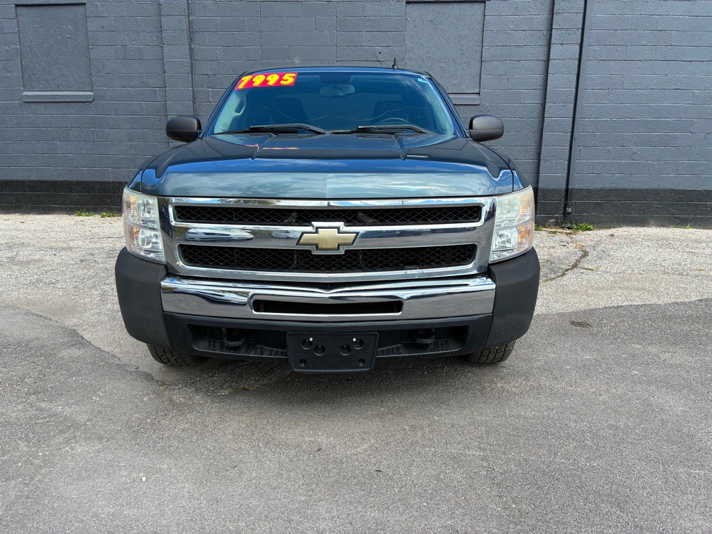 2010 Chevrolet Silverado 1500 Image 3