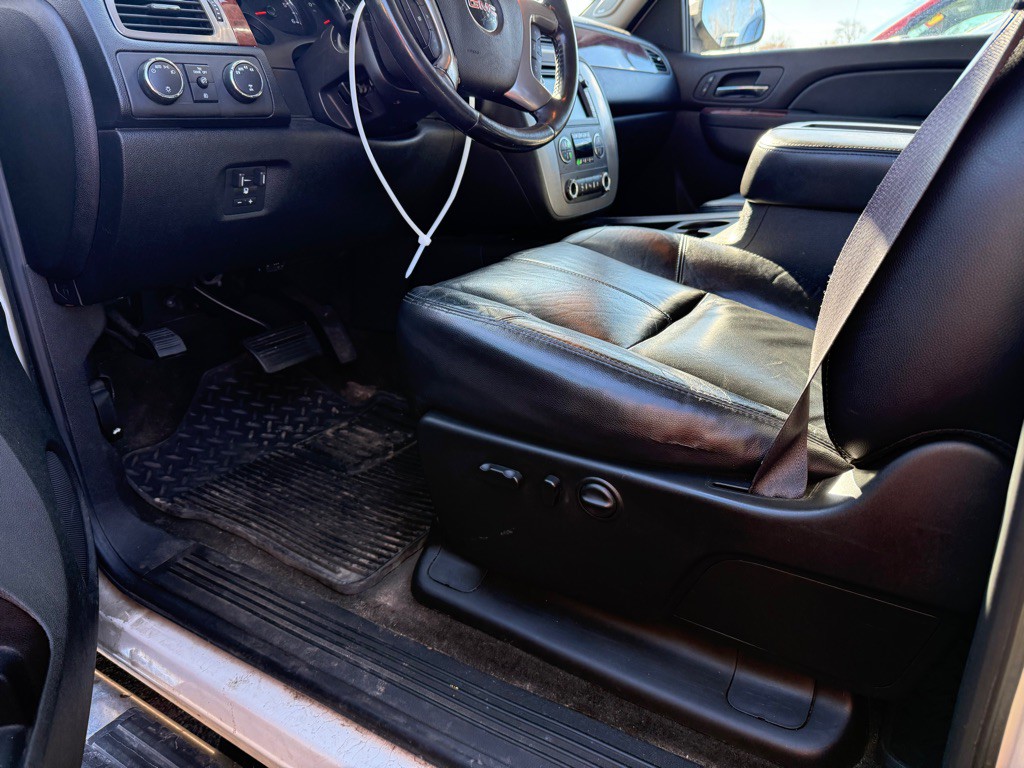 2011 GMC Sierra Image 6