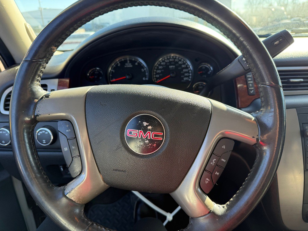 2011 GMC Sierra Image 11