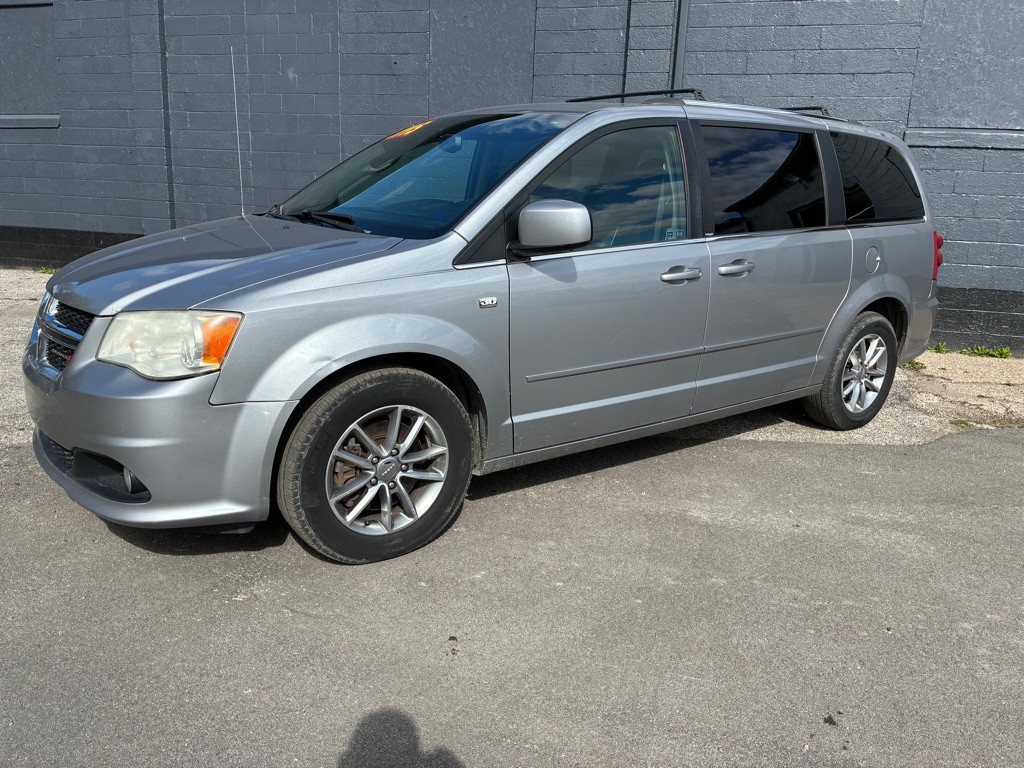 2014 Dodge Grand Caravan Image 1
