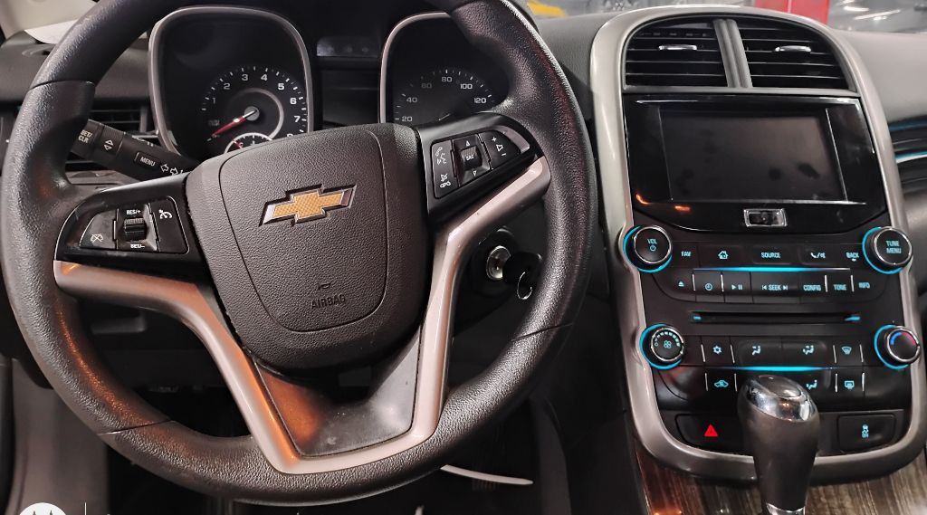2014 Chevrolet Malibu Image 6
