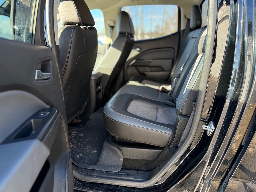 2017 Chevrolet Colorado Image 12