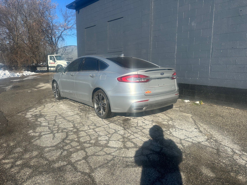 2019 Ford Fusion Image 4