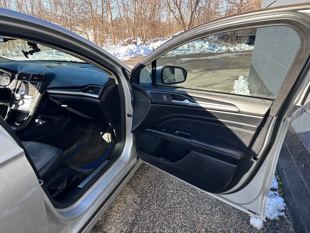 2019 Ford Fusion Image 7