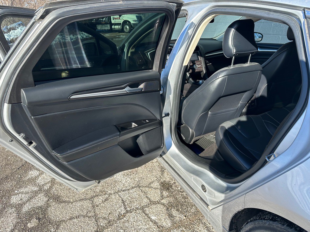 2019 Ford Fusion Image 10