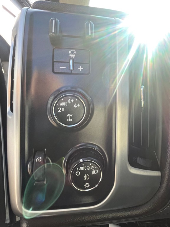 2016 GMC Sierra Image 11