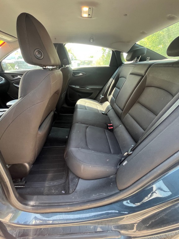 2019 Chevrolet Malibu Image 10