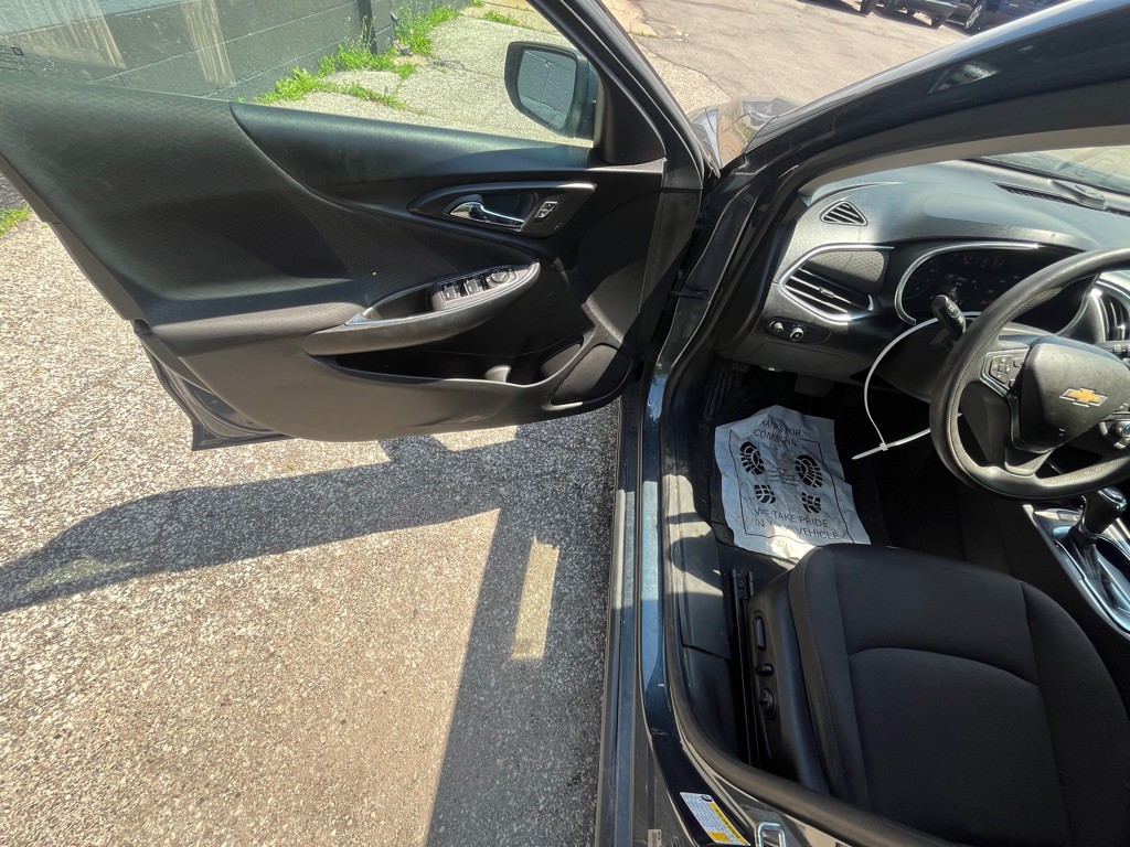 2019 Chevrolet Malibu Image 11