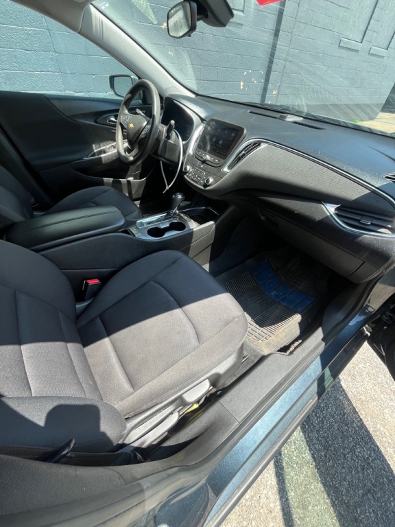 2019 Chevrolet Malibu Image 13