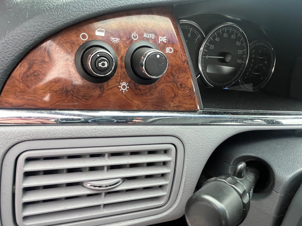 2006 Buick Lacrosse Image 16