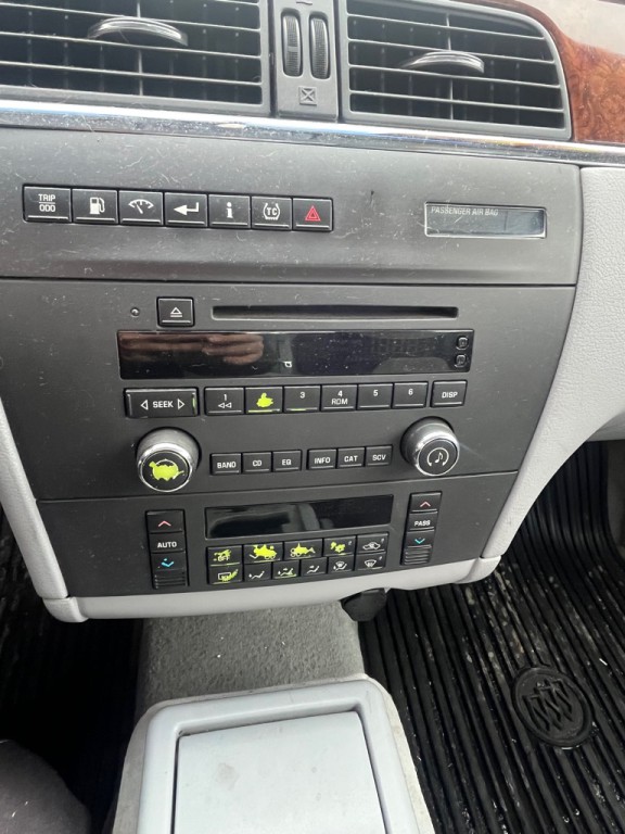 2006 Buick Lacrosse Image 18