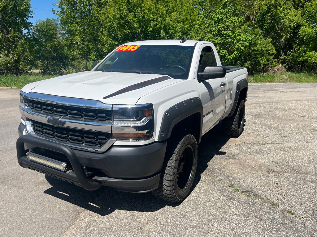 2018 Chevrolet Silverado 1500 Image 1