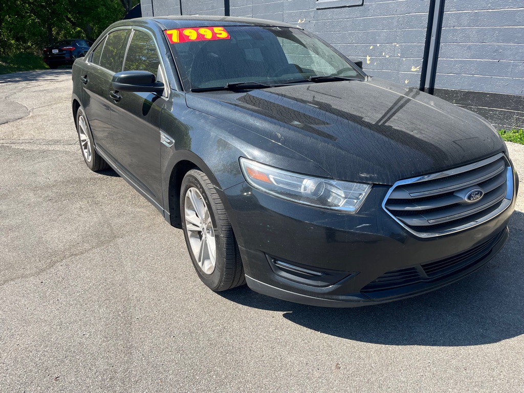 2015 Ford Taurus Image 7