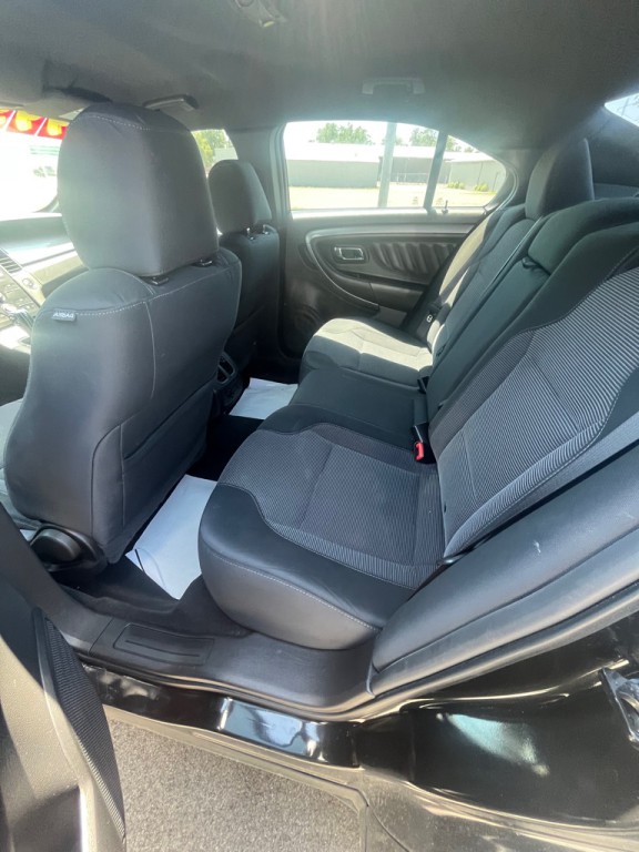 2015 Ford Taurus Image 12