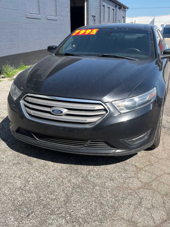 2015 Ford Taurus Image 3
