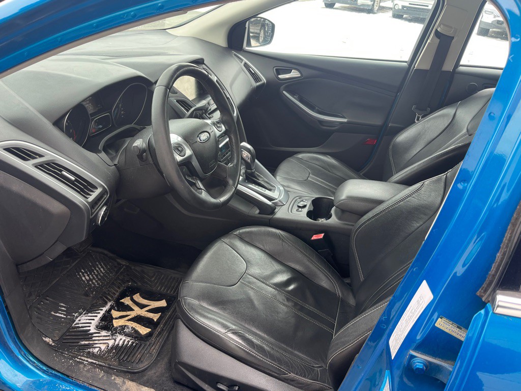 2012 Ford Focus Image 8