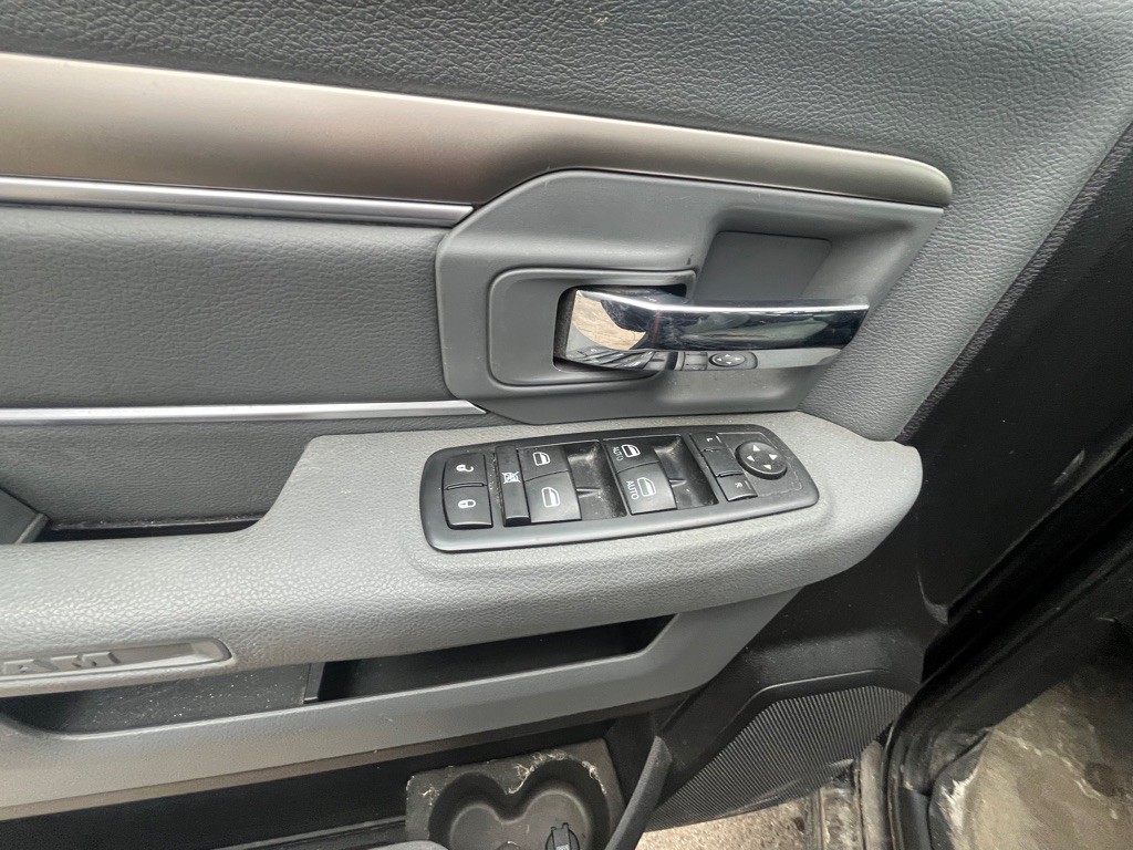 2016 Dodge Ram 1500 Image 11