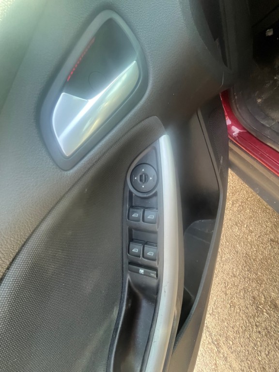 2014 Ford Focus Image 12