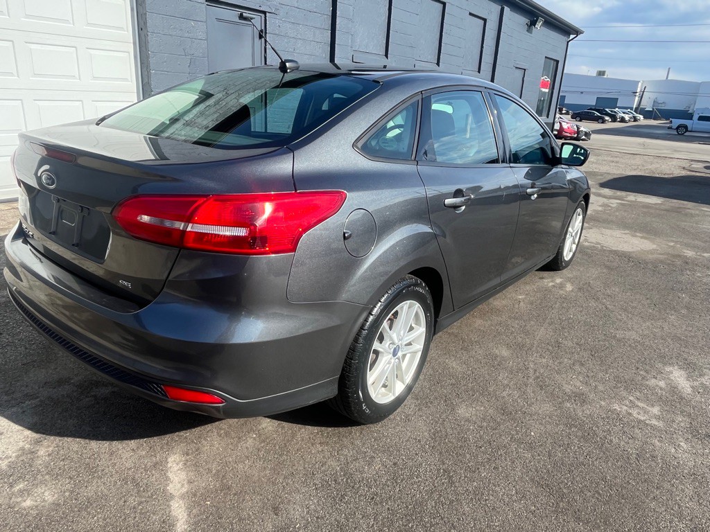 2018 Ford Focus Image 16