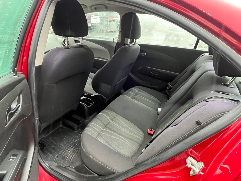 2012 Chevrolet Sonic Image 10